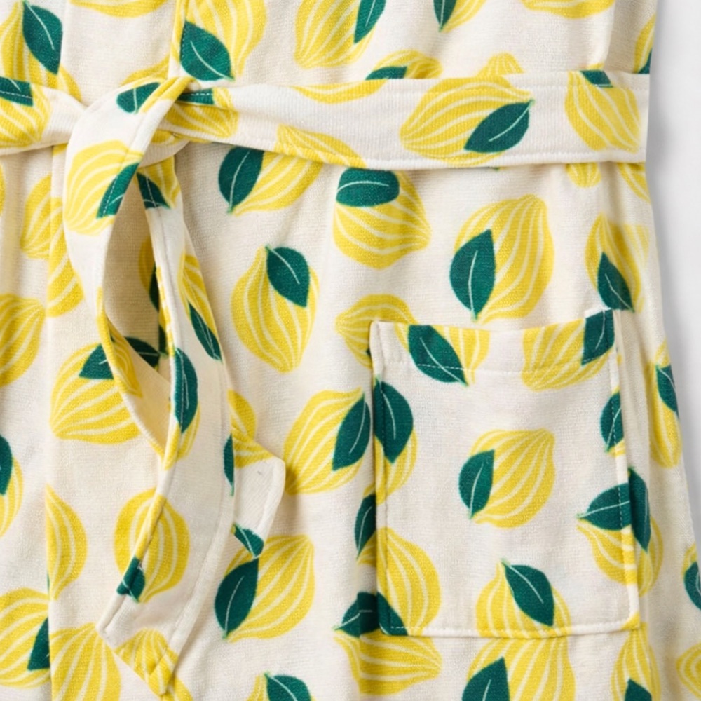 Room Essentials Lemon Bath Robe Self Care - Picture 5 of 6